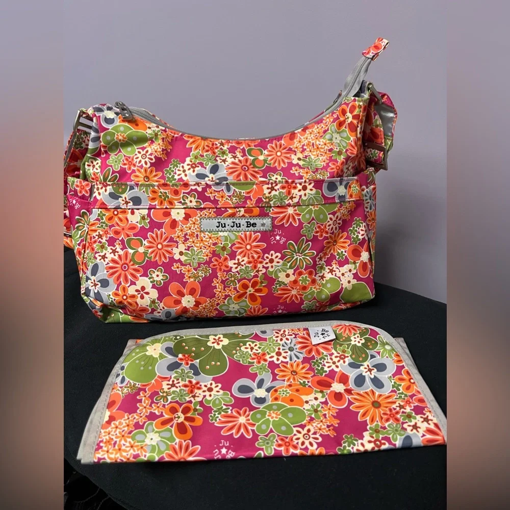JUJUBE HoBo Be MACHINE WASHABLE Perky Floral DIAPER BAG Changing Pad Maternity